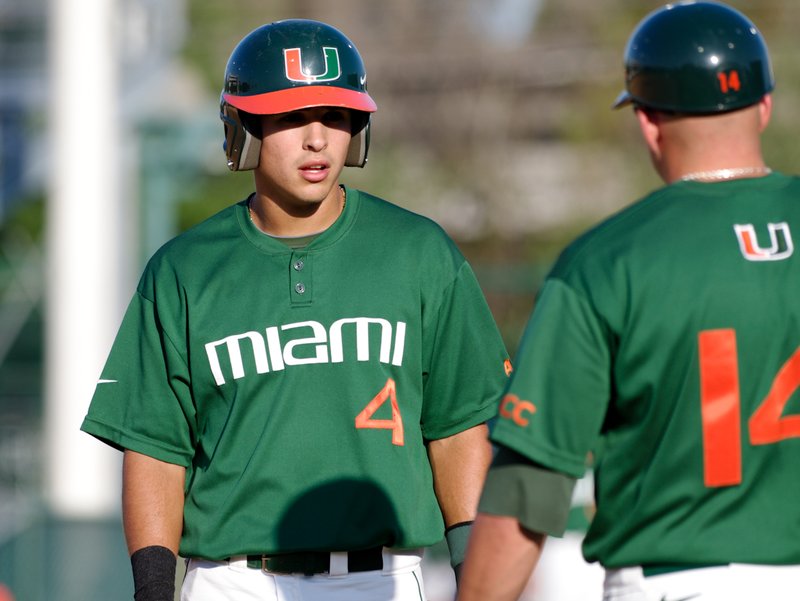 _IGP5727-191.jpg :: UM Baseball vs St. Thomas 4-27-2010