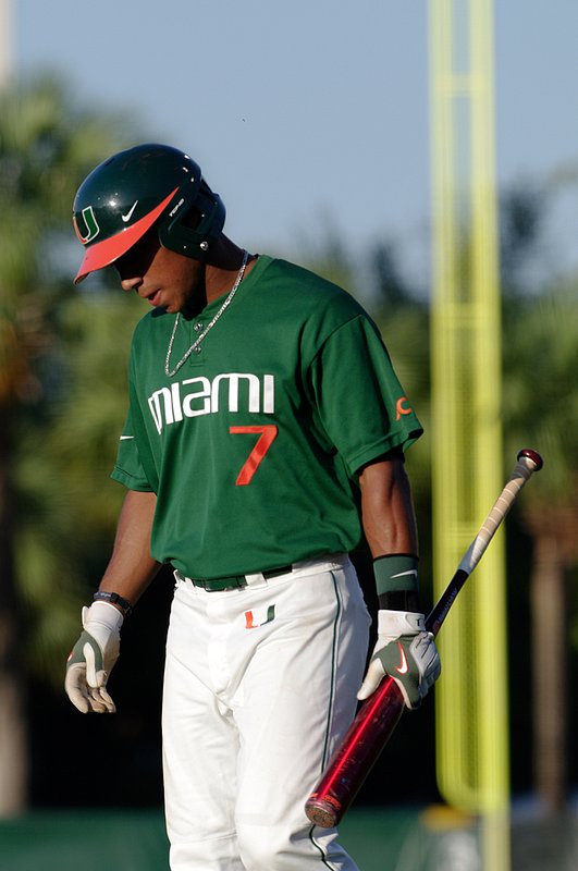 _IGP5854-317.jpg :: UM Baseball vs St. Thomas 4-27-2010
