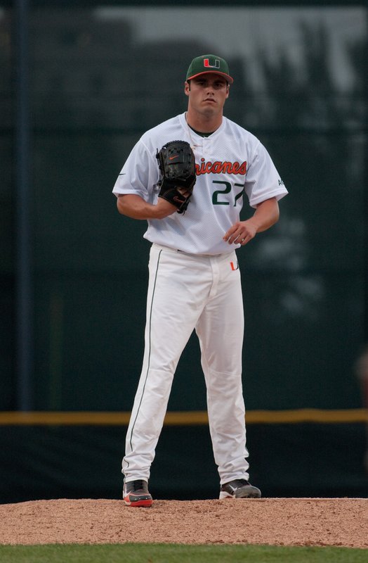 _IGP5997-33.jpg :: UM Baseball vs Maryland 5-2-2010