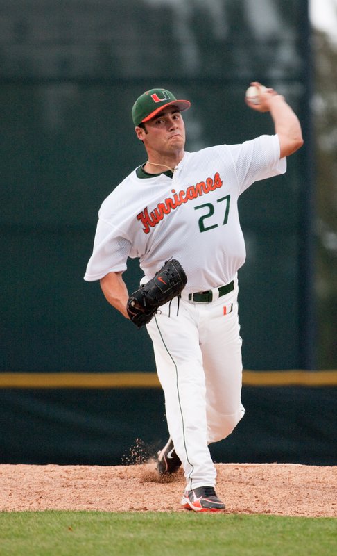 _IGP5998-34.jpg :: UM Baseball vs Maryland 5-2-2010
