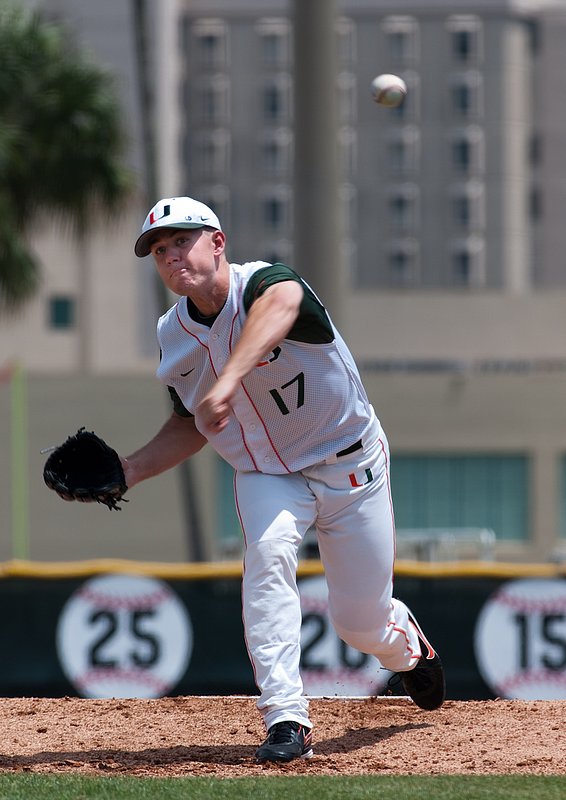 _IGP6165.jpg :: UM Baseball vs Maryland 5-2-2010