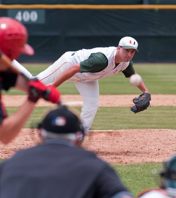 _IGP6265.jpg :: UM Baseball vs Maryland 5-2-2010