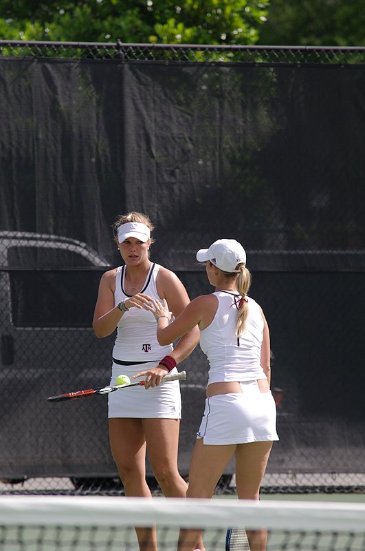_IGP6941.jpg :: UM Women's Tennis Texas A & M Vs Univ of South Florida 5-14-2010