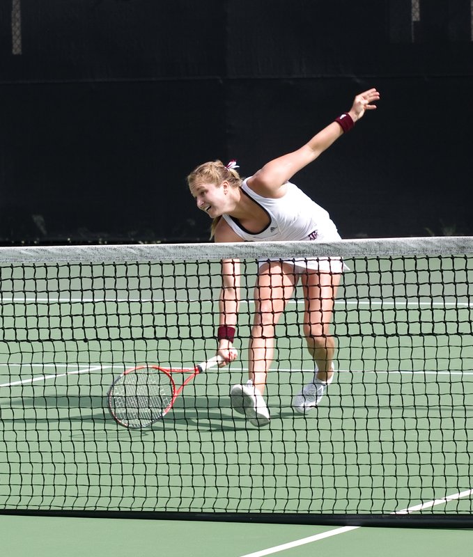 _IGP6961.jpg :: UM Women's Tennis Texas A & M Vs Univ of South Florida 5-14-2010