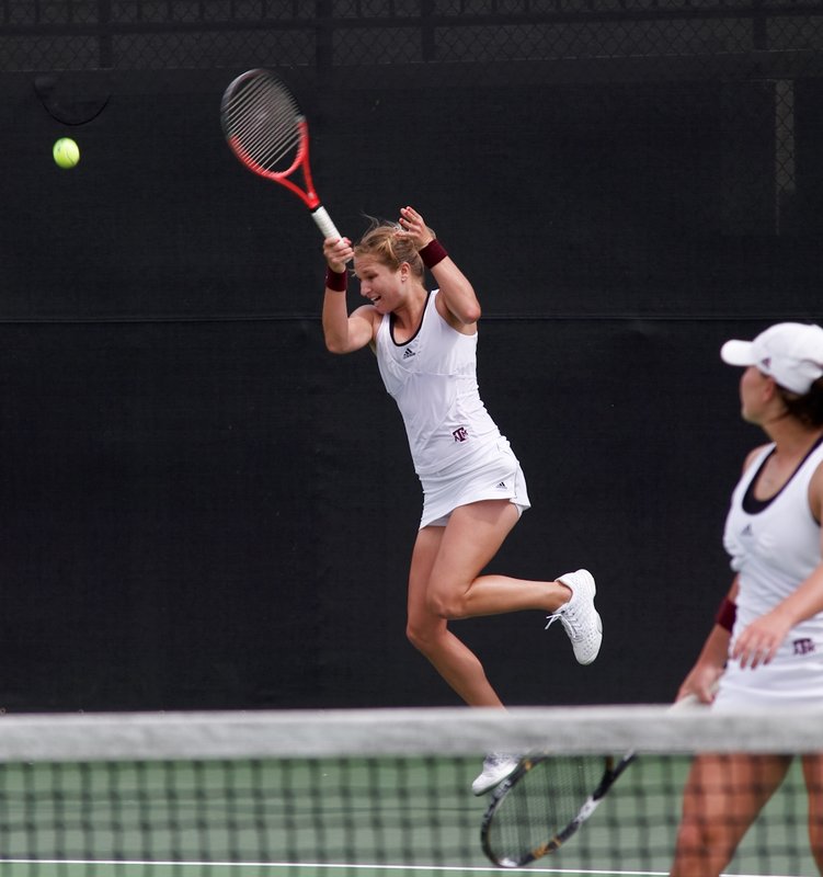 _IGP7005.jpg :: UM Women's Tennis Texas A & M Vs Univ of South Florida 5-14-2010