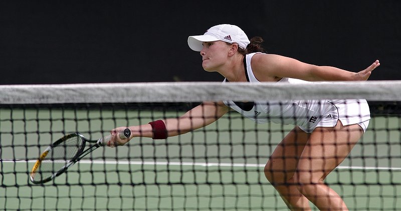 _IGP7017.jpg :: UM Women's Tennis Texas A & M Vs Univ of South Florida 5-14-2010