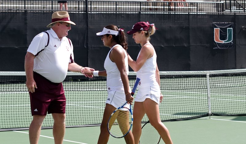 _IGP7041.jpg :: UM Women's Tennis Texas A & M Vs Univ of South Florida 5-14-2010