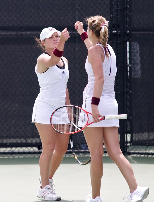 _IGP7144.jpg :: UM Women's Tennis Texas A & M Vs Univ of South Florida 5-14-2010