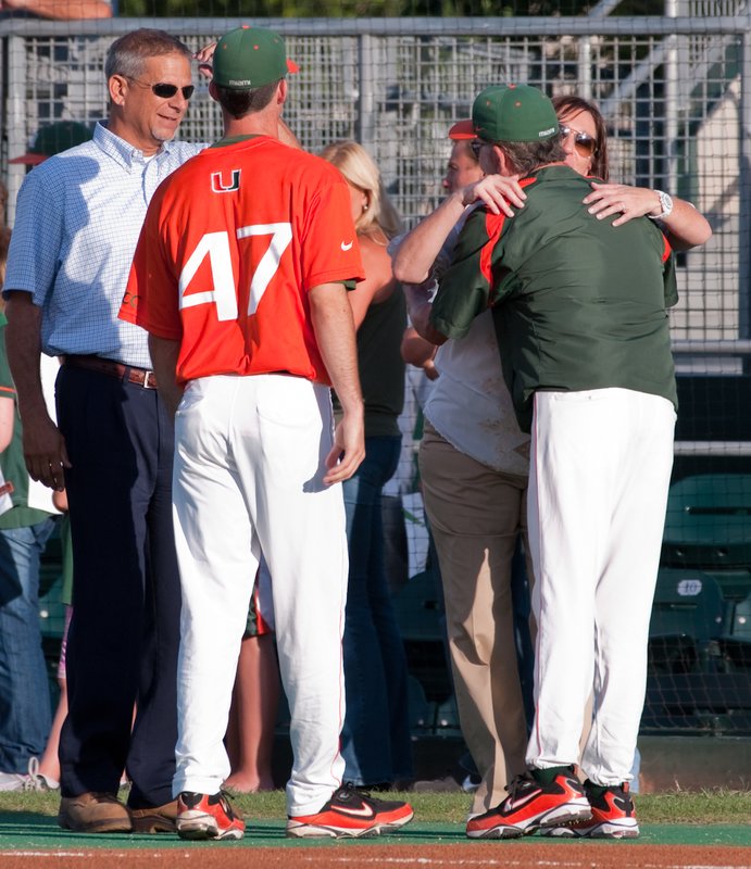 _IGP7637.jpg :: University of Miami Baseball vs Virginia 5-21, 22- 2010