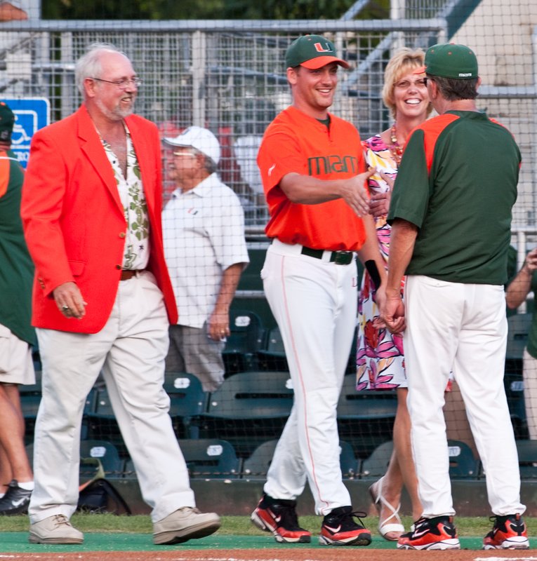 _IGP7648.jpg :: University of Miami Baseball vs Virginia 5-21, 22- 2010