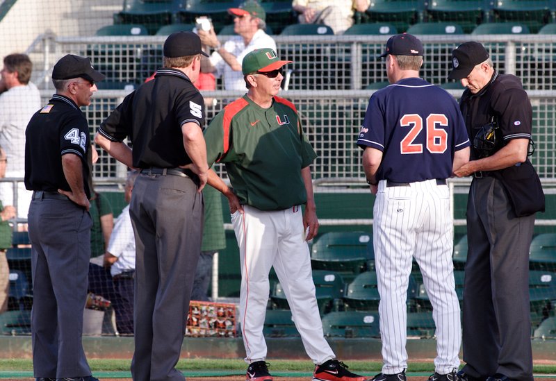 _IGP7678.jpg :: University of Miami Baseball vs Virginia 5-21, 22- 2010