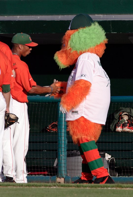 _IGP7685.jpg :: University of Miami Baseball vs Virginia 5-21, 22- 2010