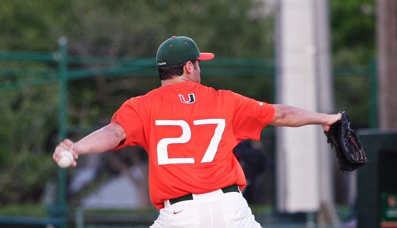 _IGP7699.jpg :: University of Miami Baseball vs Virginia 5-21, 22- 2010