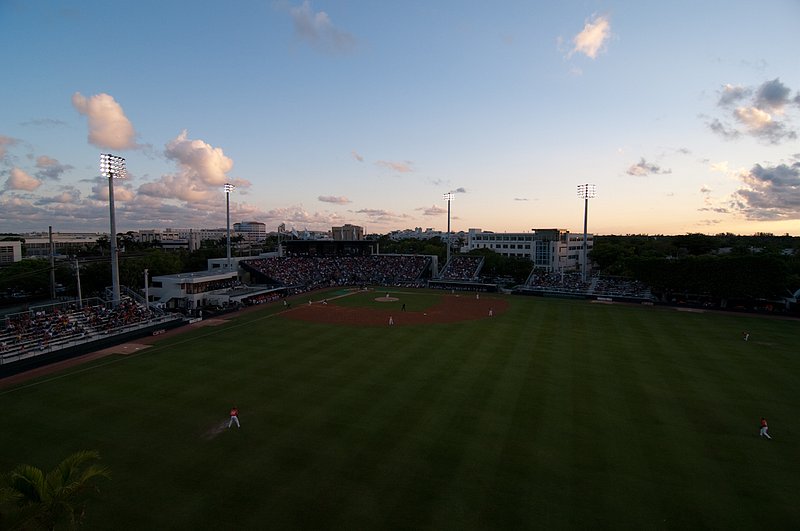_IGP7789.jpg :: University of Miami Baseball vs Virginia 5-21, 22- 2010