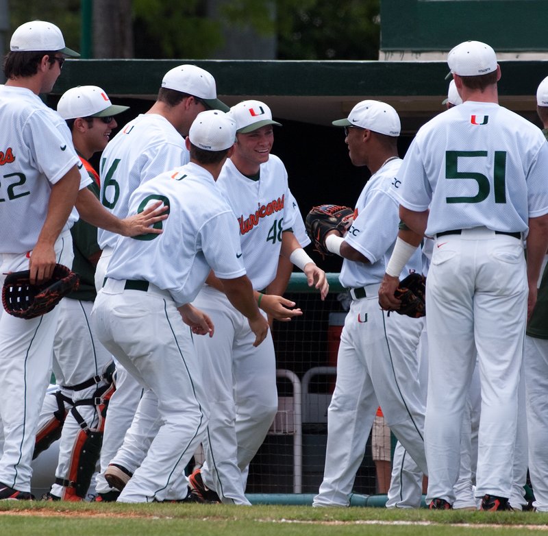 _IGP8085.jpg :: University of Miami Baseball vs Virginia 5-21, 22- 2010