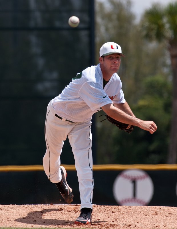 _IGP8117.jpg :: University of Miami Baseball vs Virginia 5-21, 22- 2010