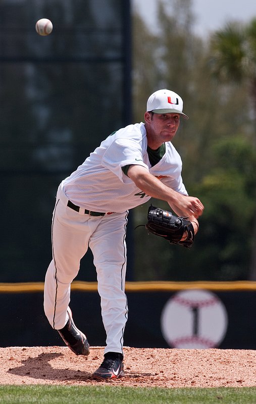 _IGP8131.jpg :: University of Miami Baseball vs Virginia 5-21, 22- 2010