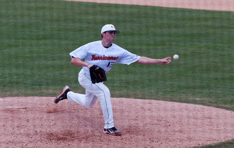 _IGP8218.jpg :: University of Miami Baseball vs Virginia 5-21, 22- 2010