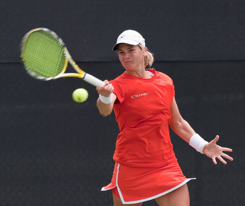 20100515-_IGP7452.jpg :: UM Women's Tennis Vs South Florida NCAA Regional 5-15-2010