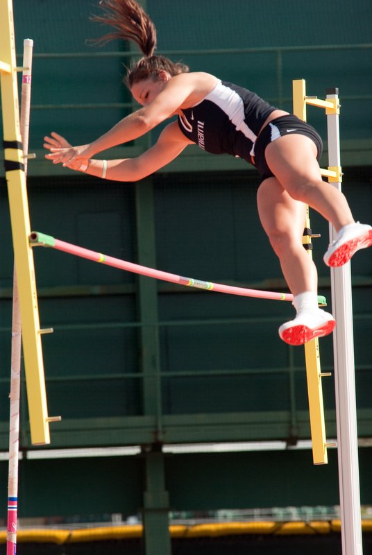 IMGP9322-218.jpg :: UM Track 3-20-2010