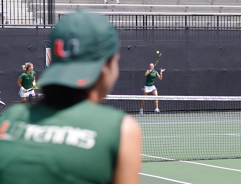 _IGP6099.jpg :: UM Women's Tennis Vs NC State 4-3-11