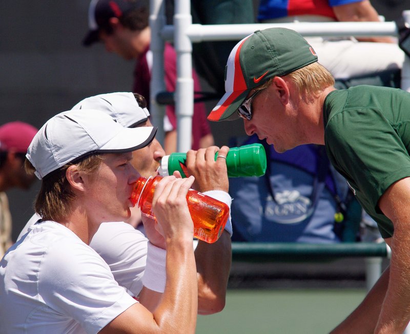 _IGP6913.jpg :: UM Men's Tennis Vs BC 4-10-11
