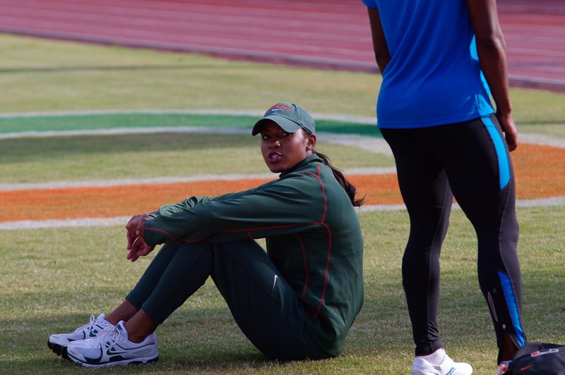 _IGP7779.jpg :: UM Track 4-16-11