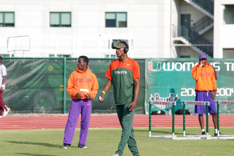_IGP7797.jpg :: UM Track 4-16-11