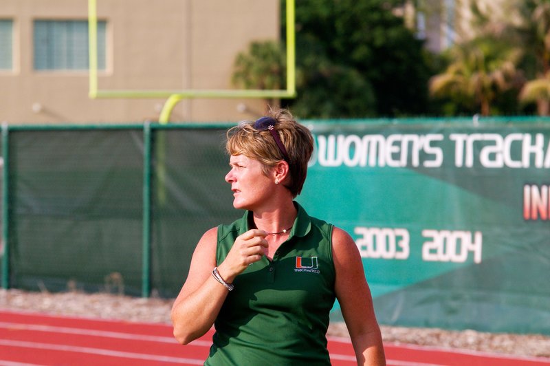_IGP7826.jpg :: UM Track 4-16-11