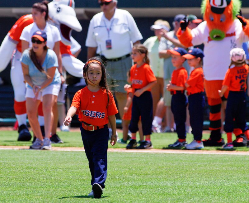 _IGP8806.jpg :: UM Baseball Vs FSU 5-1-2011
