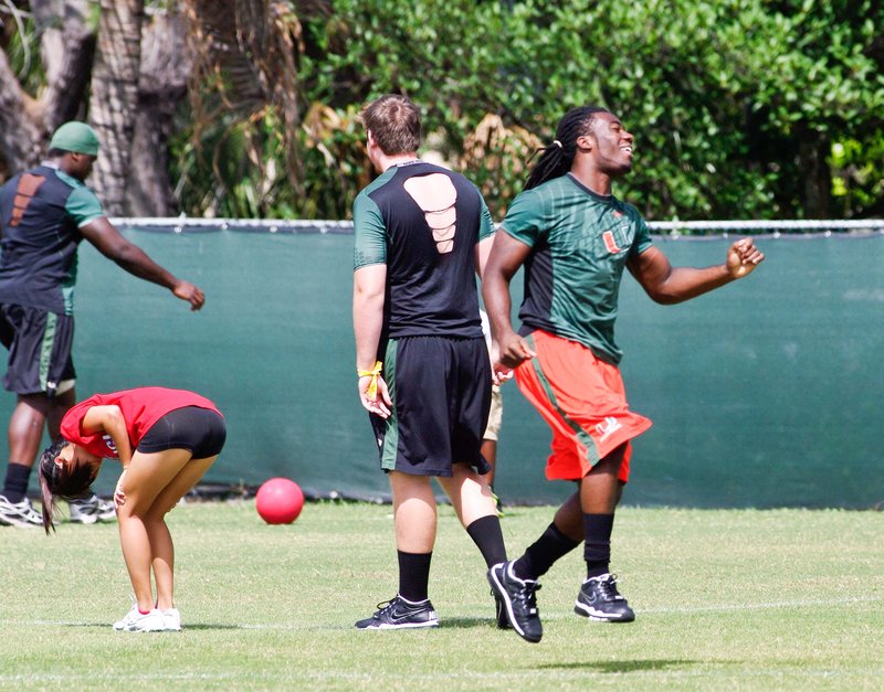 _IGP9147.jpg :: UM SAAC Field Day 5-1-2011