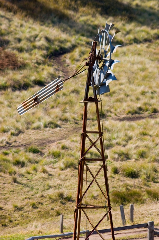 Australia 043.jpg :: A derelict windmill in Australia's outback