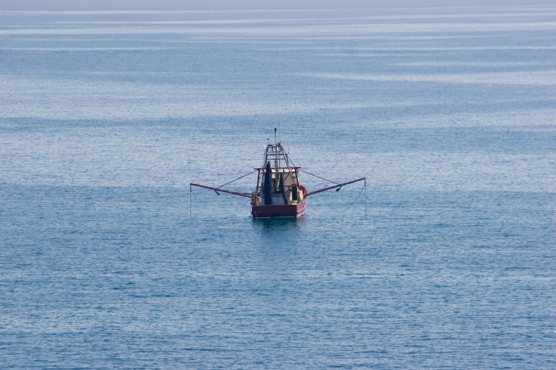 Australia 053.jpg :: A trawler with gear out fishing on an empty ocean
