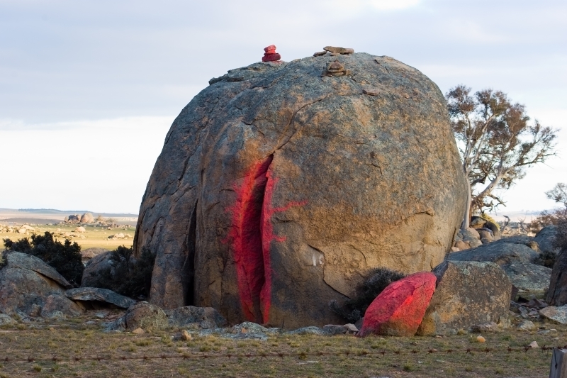 Australia 100.jpg :: A Rude interpretation of a crack in a boulder in Australia's high country