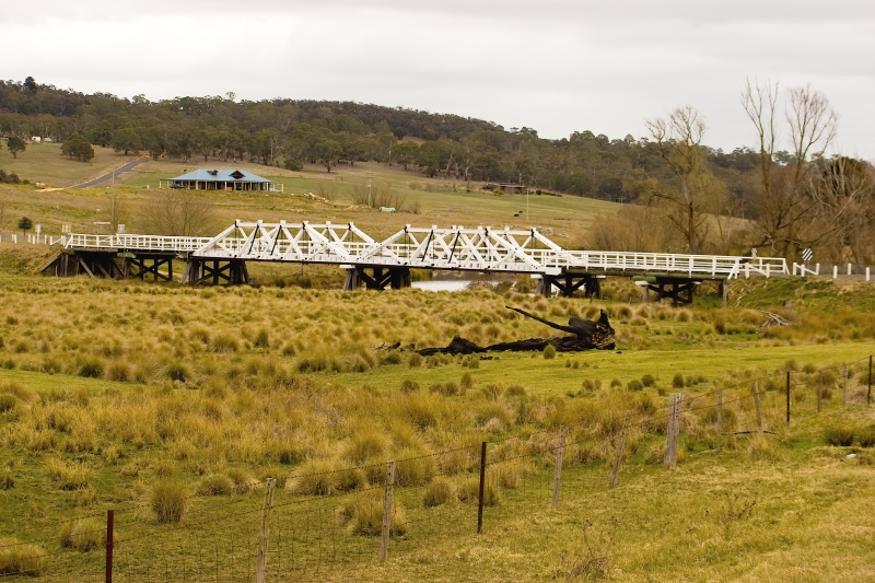 Australia 115.jpg :: A box girder bridge spans a creek in the Australian outback