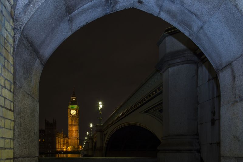 A framed view of the Queen Elizabeth Tower housing Big Ben - London.jpg