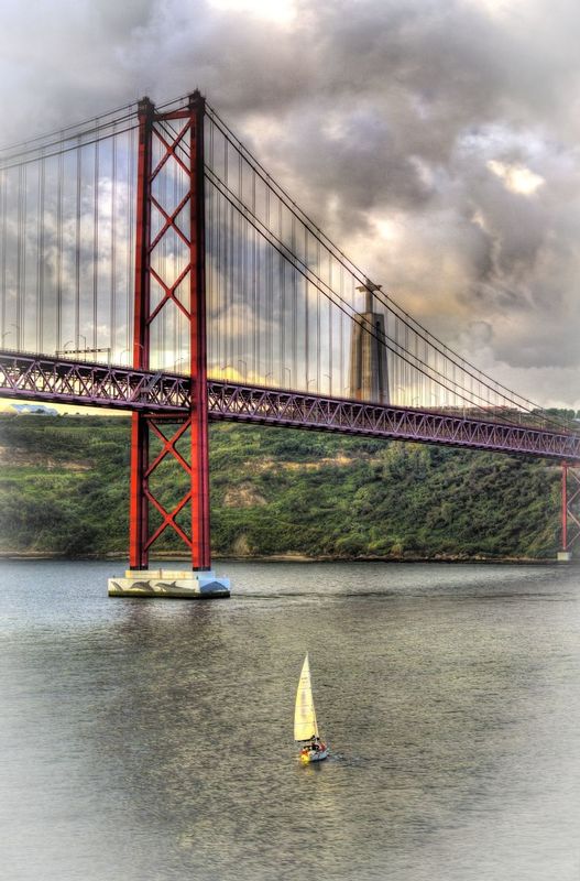 Bridge and Yacht_ii_IFP.jpg