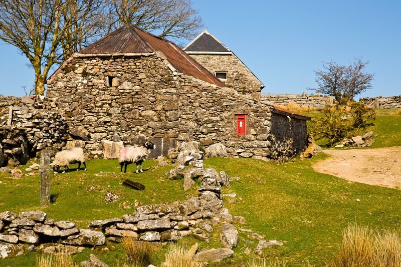 Dartmoor Post Box.jpg