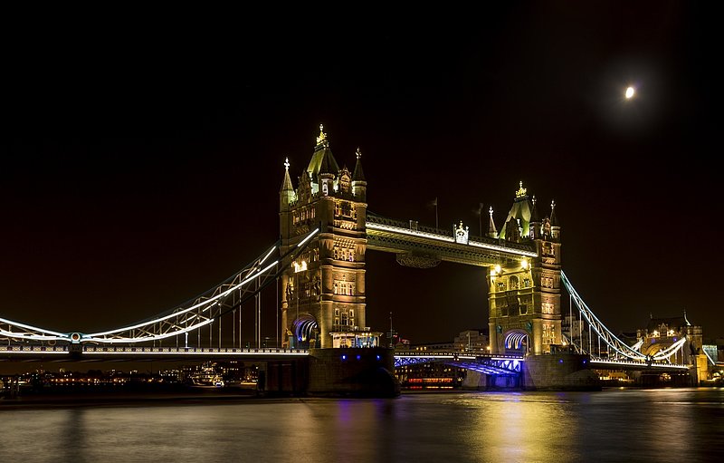 Tower Bridge by moonlight - London.jpg