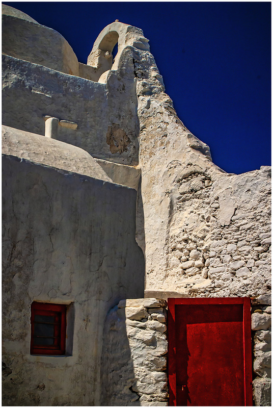 05GRMykonosRedDoor_1858.jpg