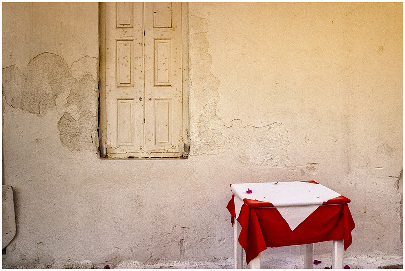 05GRMykonosRedTablecloth_1684.jpg