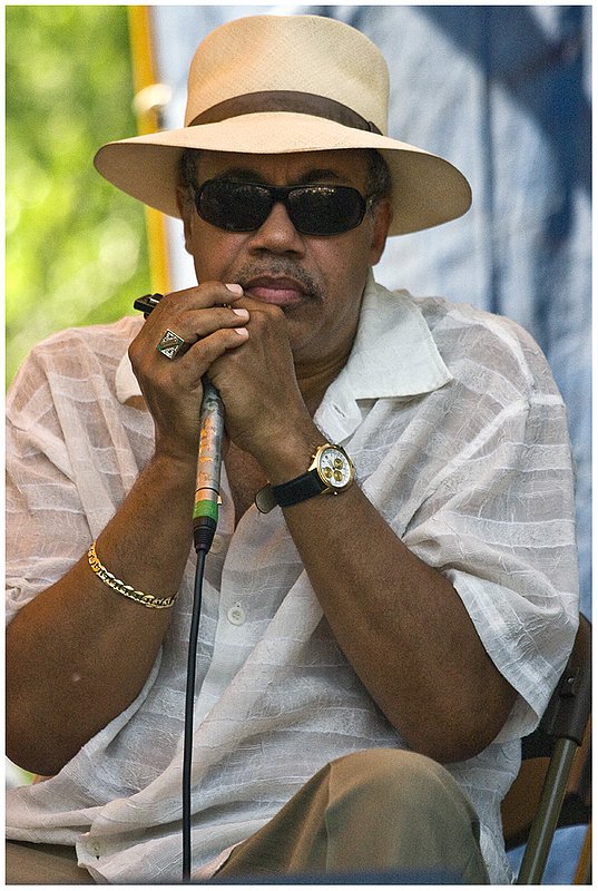 08ChiBF.BillyBranch1095.jpg :: B I L L Y   B R A N C H
Chicago Blues Festival
June 5, 2008