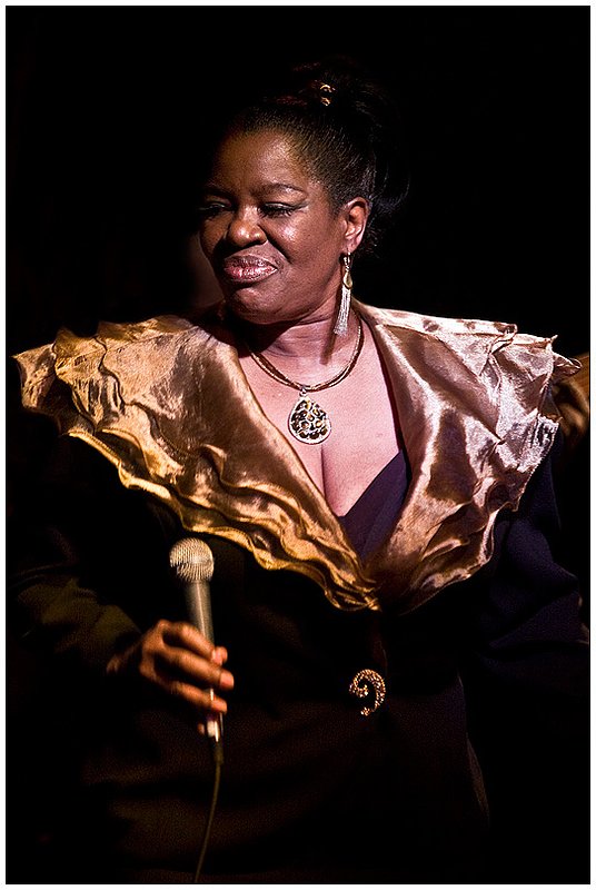 09BluesBlast.ShirleyJohnson_9306.jpg :: S H I R L E Y   J O H N S O N
2009 Blues Blast Music Awards
Buddy Guy's Legends, Chicago, Ill.
October 29, 2009