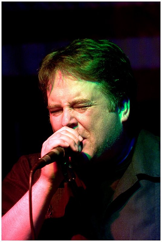 09Jakes.PhilPemberton_1765.jpg :: P H I L   P E M B E R T O N
Jake's Dixie Roadhouse
Waltham, Massachusetts
December 16, 2009