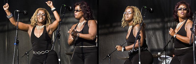 09NABF.Charlene-DarleneNeal_9758.jpg :: D A R L E N E   &   C H A R L E N E   N E A L
Kenny Neal's family reunion
North Atlantic Blues Fest
Rockland, Maine
July 12, 2009