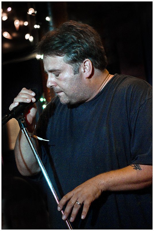 10SJ.PhilPemberton_7538.jpg :: PHIL PEMBERTON with Levy, Stubbs and Rivelli, Smoken' Joe's, Boston, Massachusetts, August 10, 2010