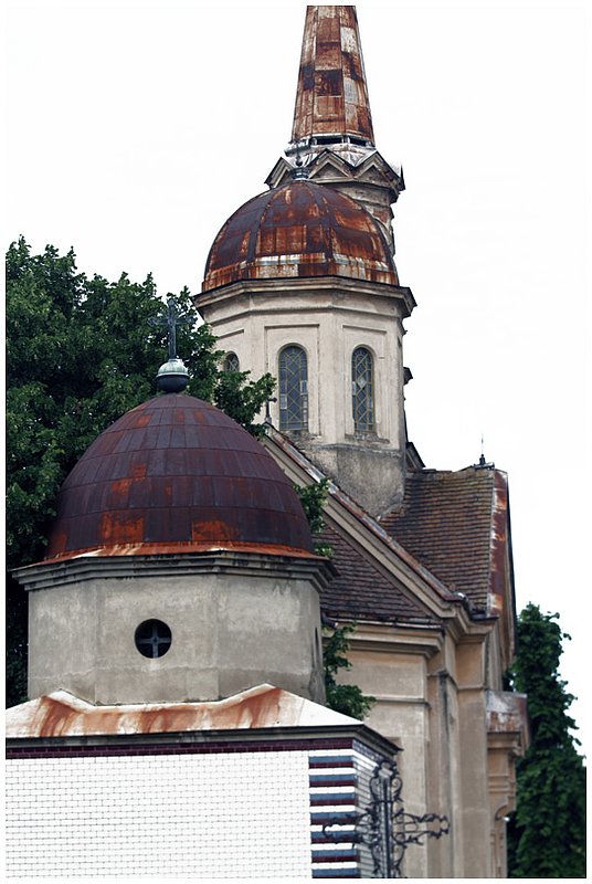 10Serbia.RustyRoofs_3675.jpg