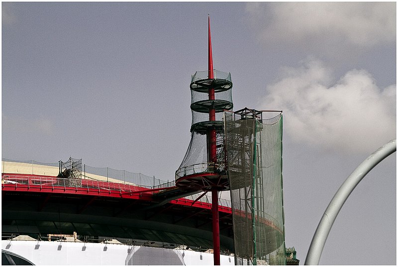 10Sp.BarcelonaRedNeedle_3238.jpg
