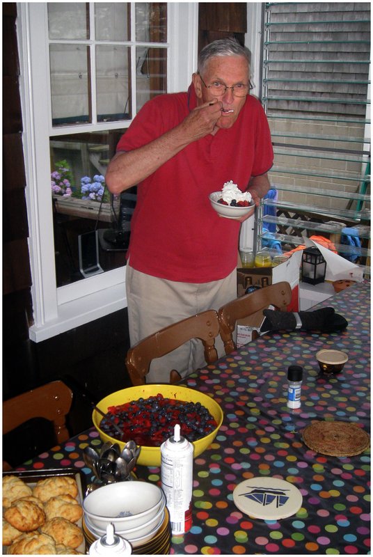 11RI.Touisset-Bob_6172.jpg :: BOB, Touisset Highlands, Rhode Island, July 4, 2011