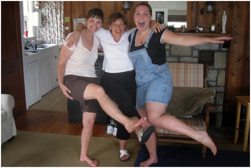 11RI.Touisset-Connie-Flo-Ivy_6276.jpg :: Touisset Highlands, Rhode Island, 2011